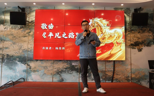 5C8FDDBFA5348FAEE50B0B0F05216589